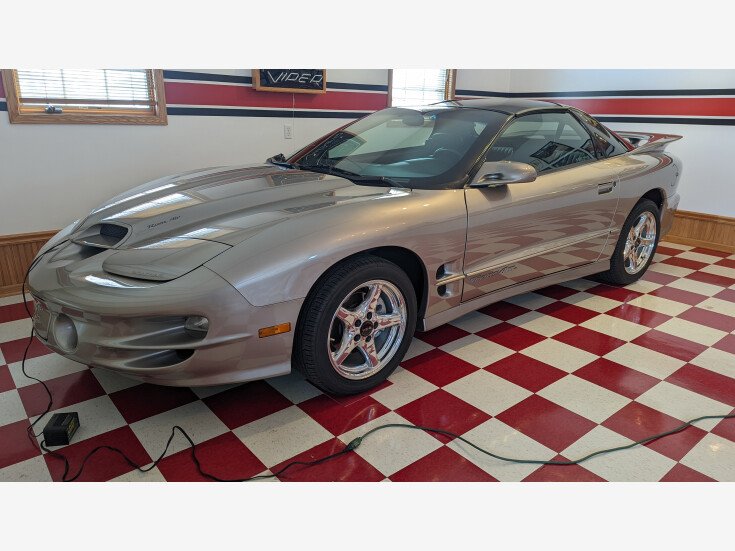 Thumbnail Photo undefined for 2001 Pontiac Firebird Trans Am Coupe
